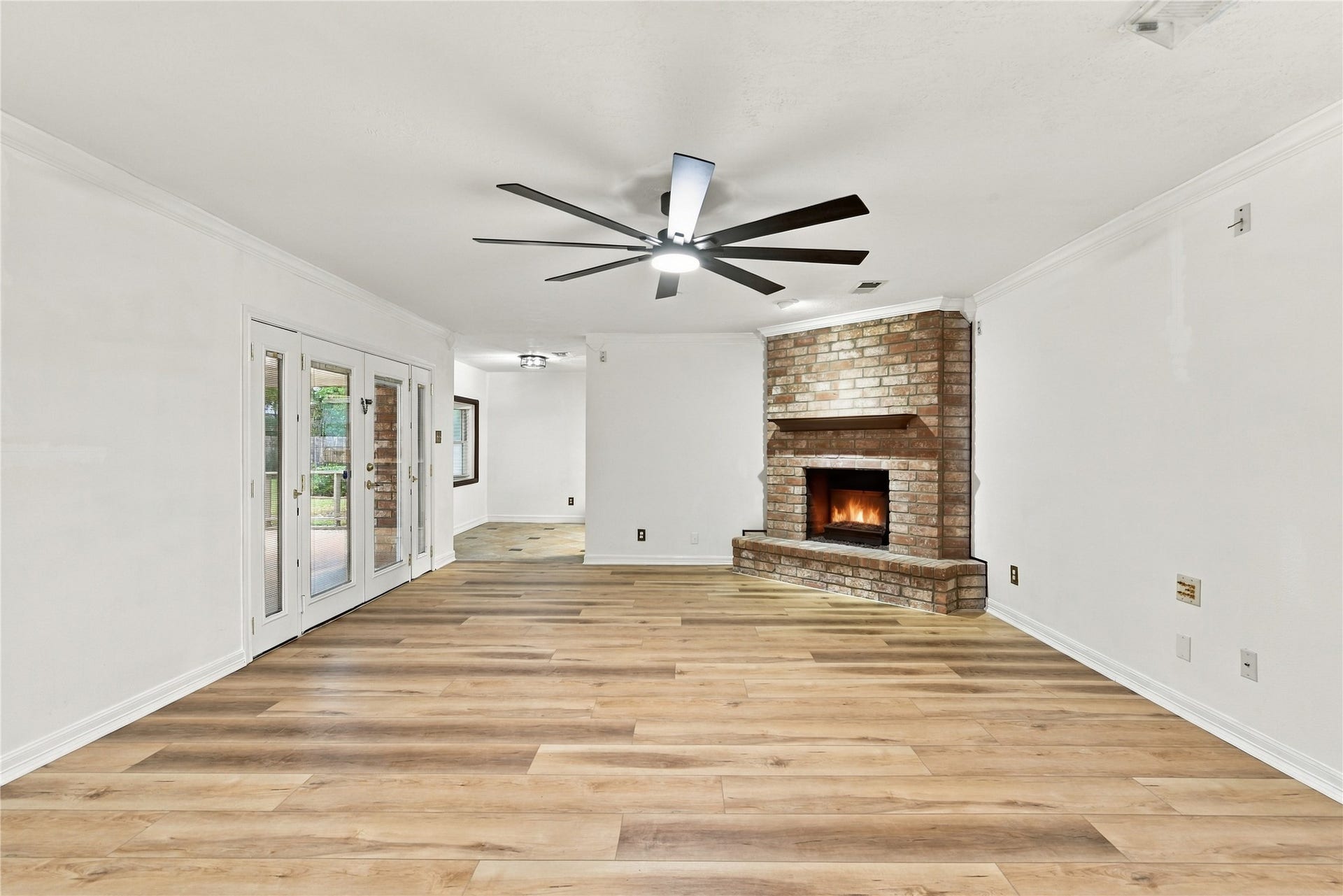 8501 Twelve Oaks Drive, Texas City, TX 77591 8501 Twelve Oaks Drive, Texas City, TX 77591