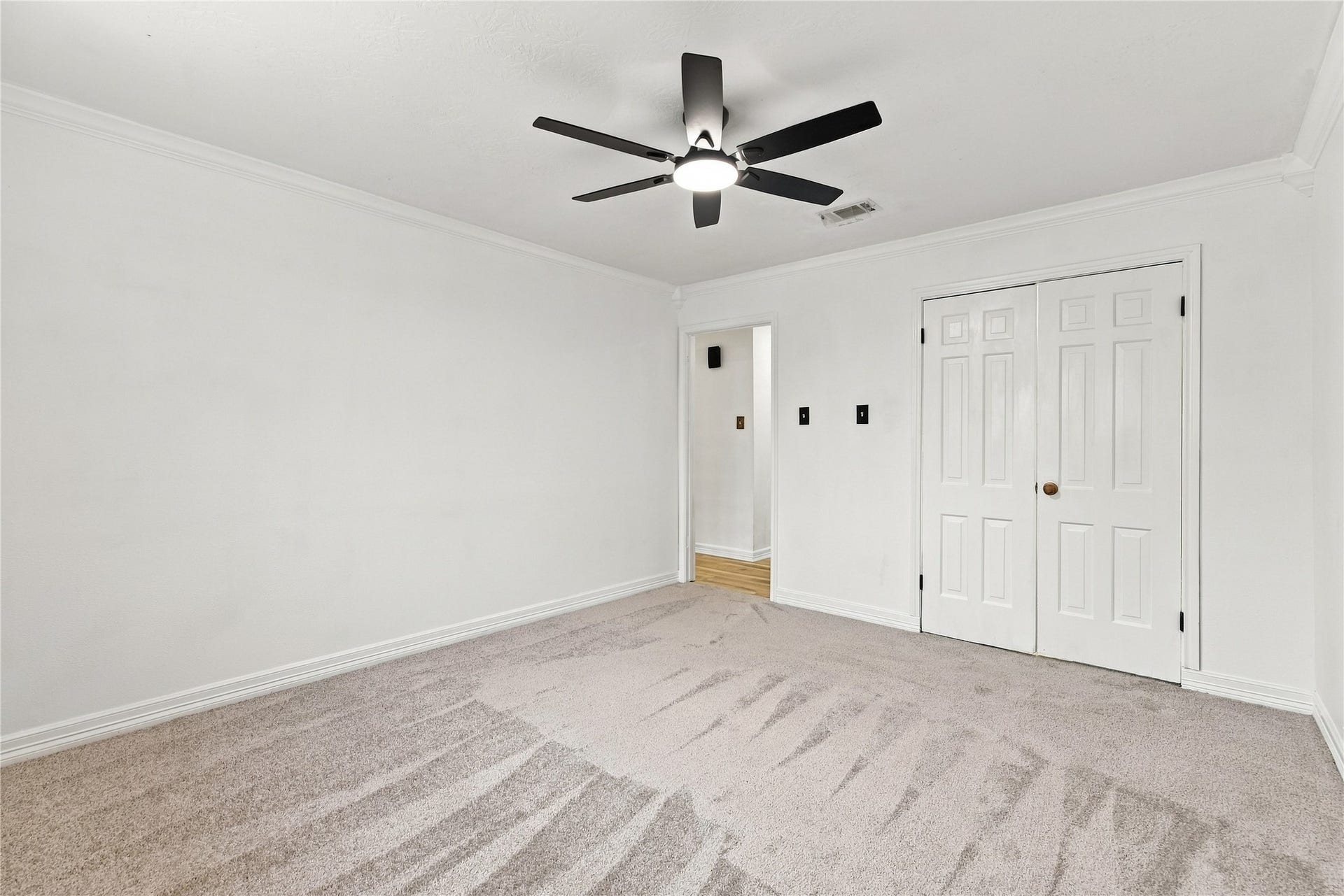 8501 Twelve Oaks Drive, Texas City, TX 77591 8501 Twelve Oaks Drive, Texas City, TX 77591