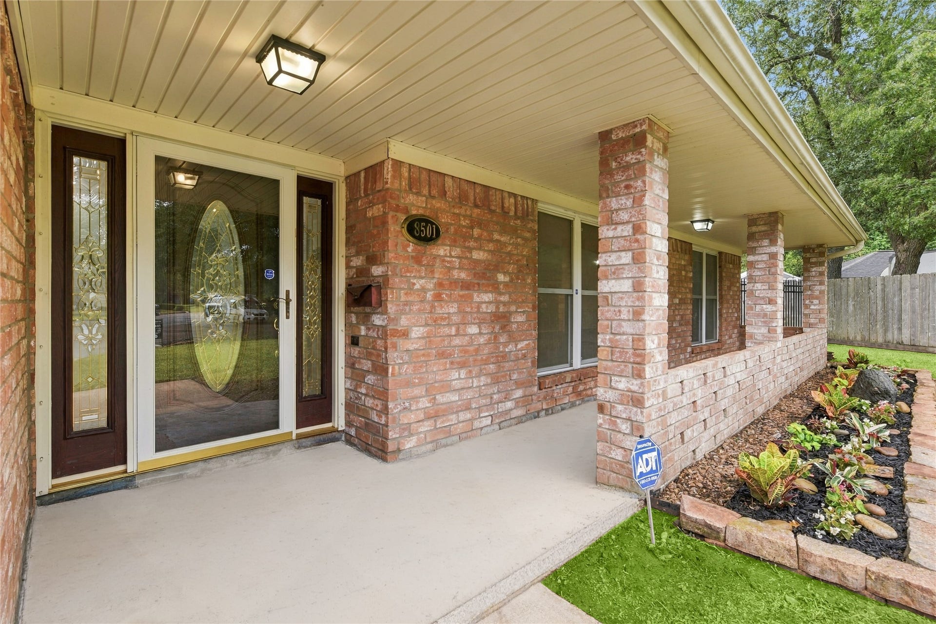 8501 Twelve Oaks Drive, Texas City, TX 77591 8501 Twelve Oaks Drive, Texas City, TX 77591