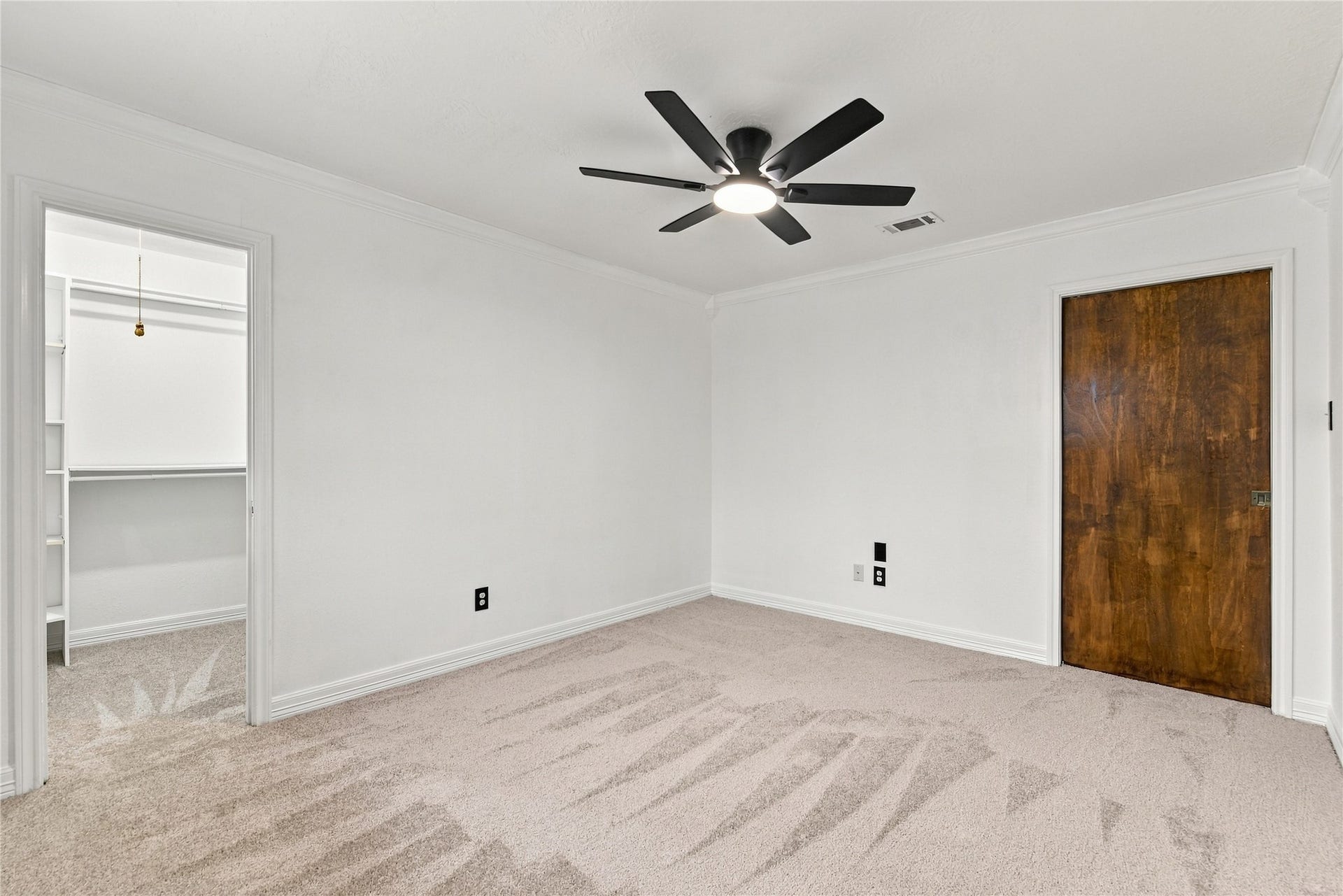 8501 Twelve Oaks Drive, Texas City, TX 77591 8501 Twelve Oaks Drive, Texas City, TX 77591