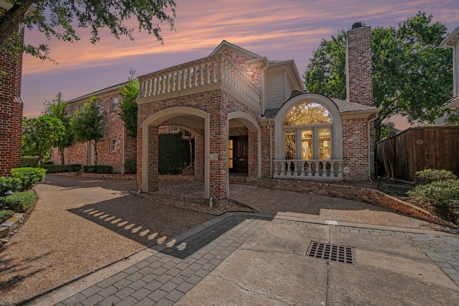 Property photo for 58 W Terrace Drive, Houston, TX