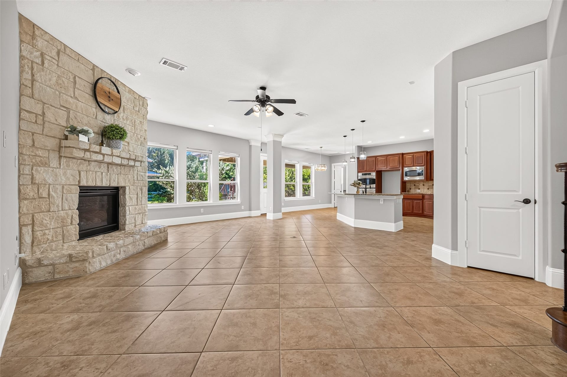 5119 Water Oak Crescent, Fulshear, TX 77441 5119 Water Oak Crescent, Fulshear, TX 77441