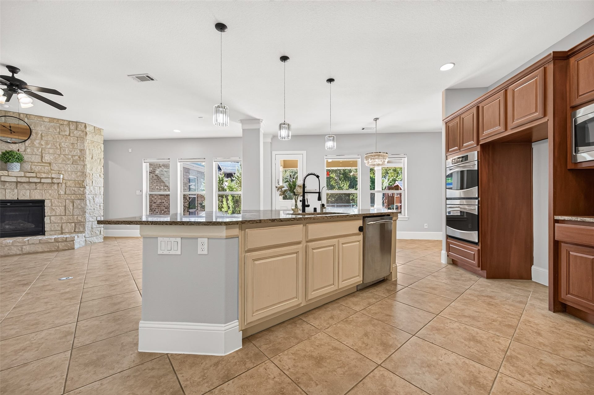 5119 Water Oak Crescent, Fulshear, TX 77441 5119 Water Oak Crescent, Fulshear, TX 77441