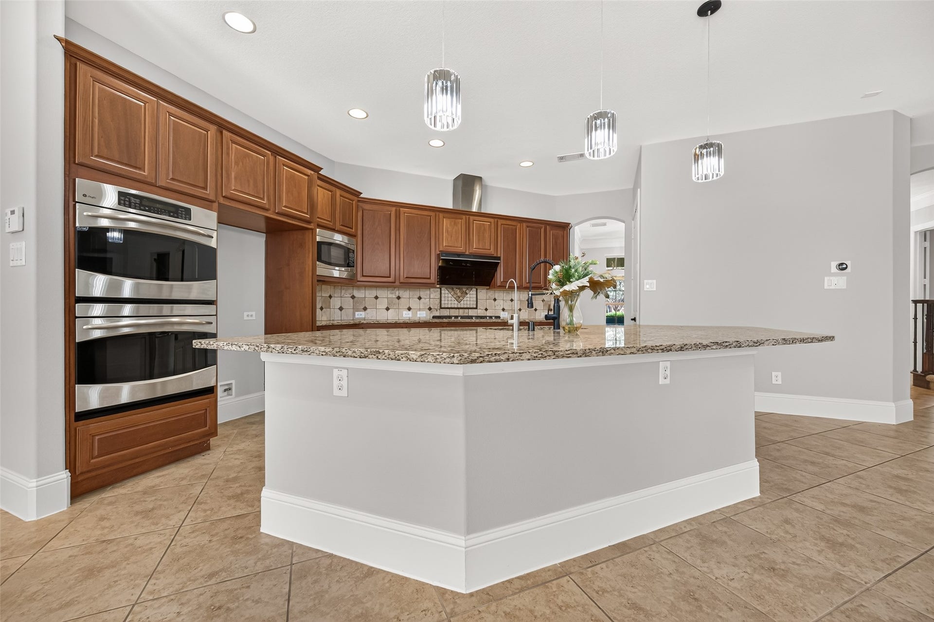 5119 Water Oak Crescent, Fulshear, TX 77441 5119 Water Oak Crescent, Fulshear, TX 77441