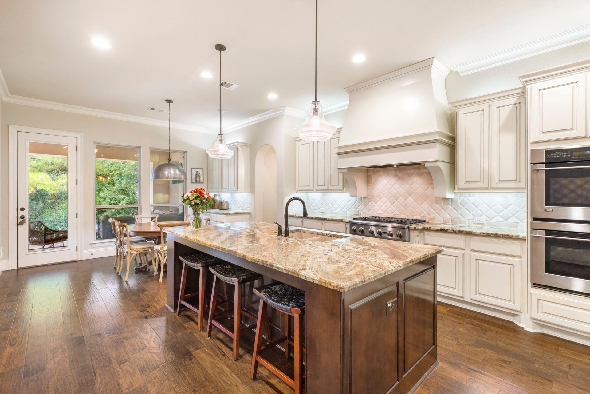 39 Pondera Point Dr, Tomball, TX 77375 39 Pondera Point Dr, Tomball, TX 77375