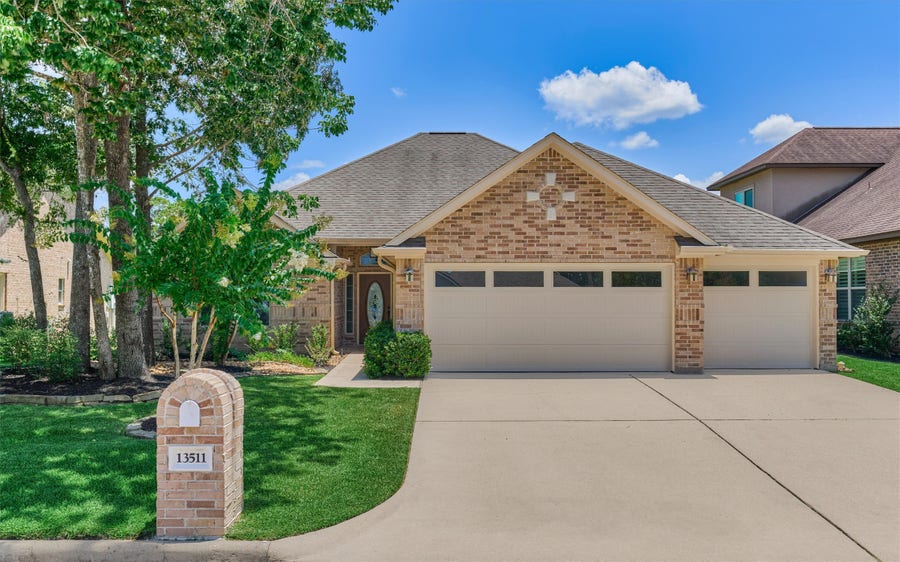 Property photo for 13511 Summer Hill Drive, Montgomery, TX
