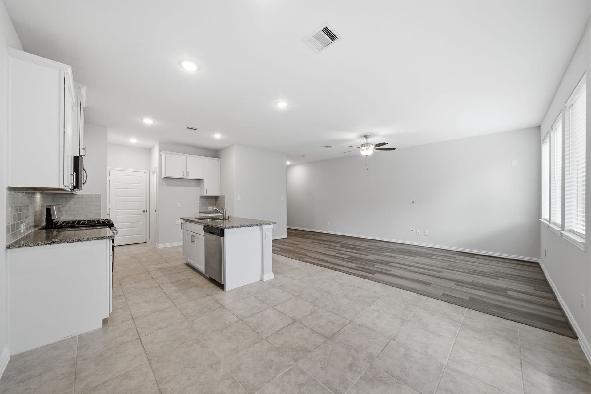 7116 Elgin Street, Pearland, TX 77584 7116 Elgin Street, Pearland, TX 77584