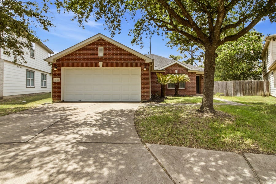 Property photo for 11422 Cabbot Cove Court, Tomball, TX