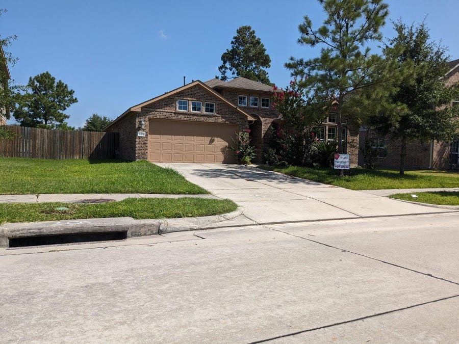 Property photo for 9427 Fossil Canyon Drive, Humble, TX