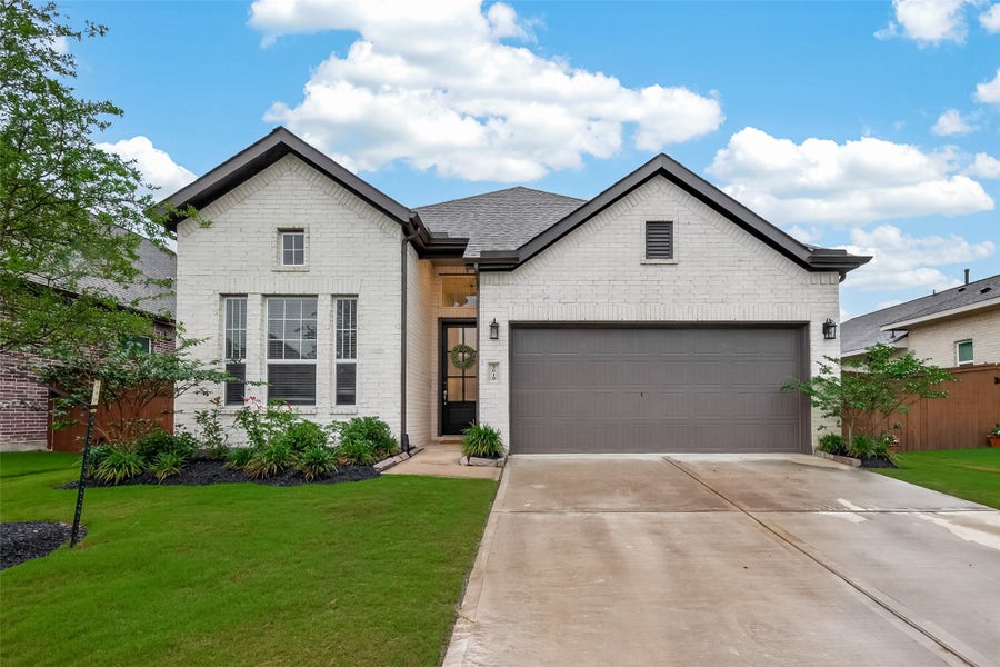 Property photo for 5019 Country Meadows Trail, Rosharon, TX