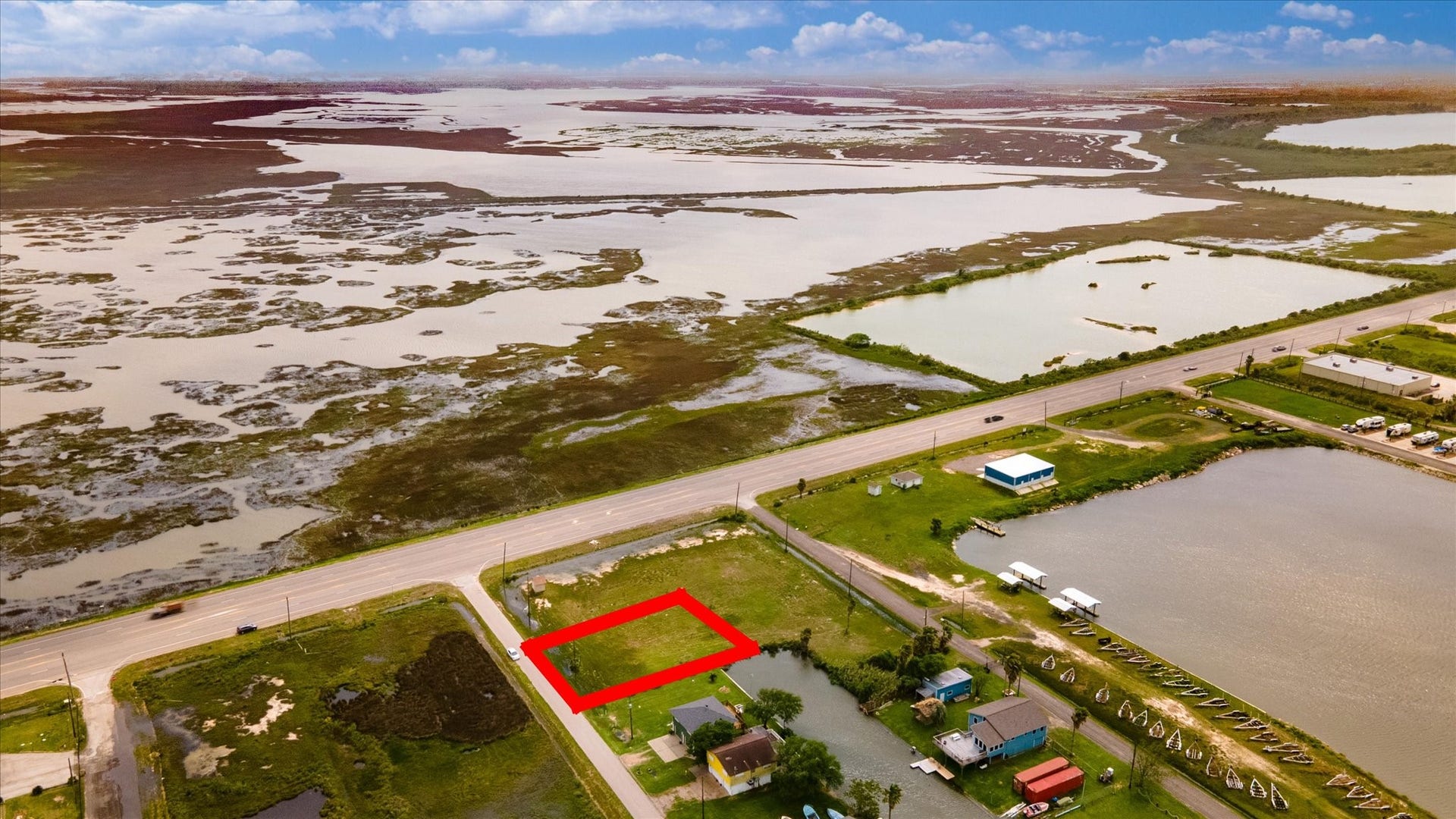 33&34 Beau Terre, Hitchcock, TX 77563 33&34 Beau Terre, Hitchcock, TX 77563