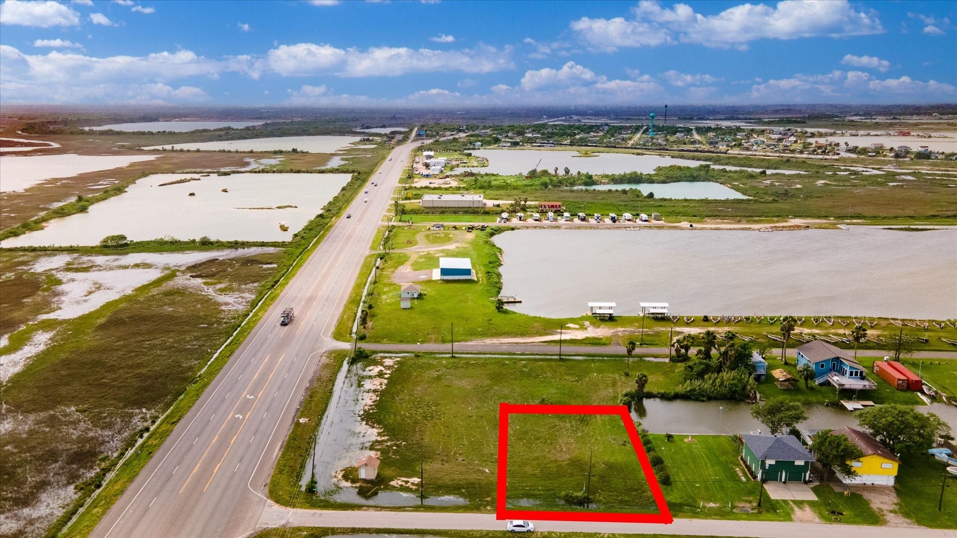33&34 Beau Terre, Hitchcock, TX 77563 33&34 Beau Terre, Hitchcock, TX 77563