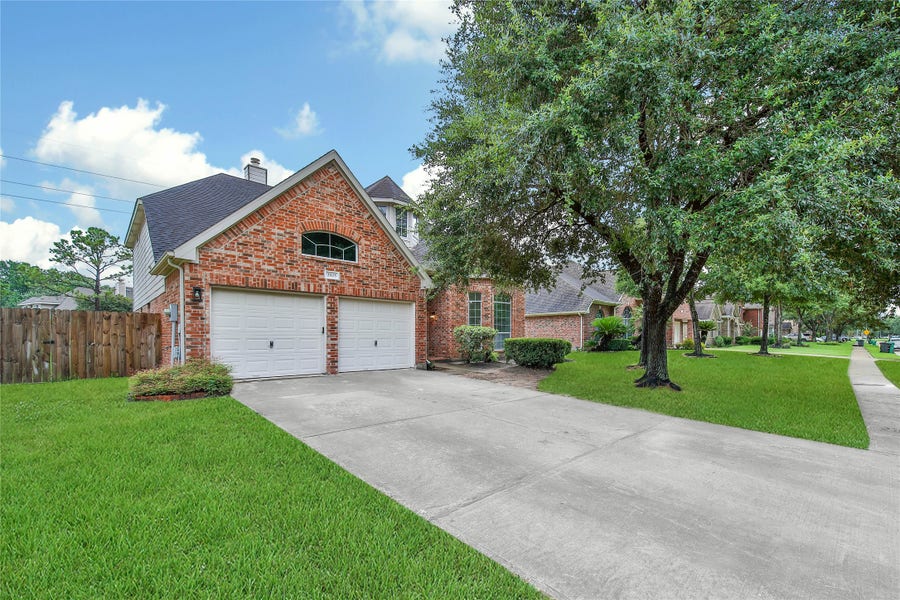 Property photo for 2803 Falcon Knoll Lane, Katy, TX