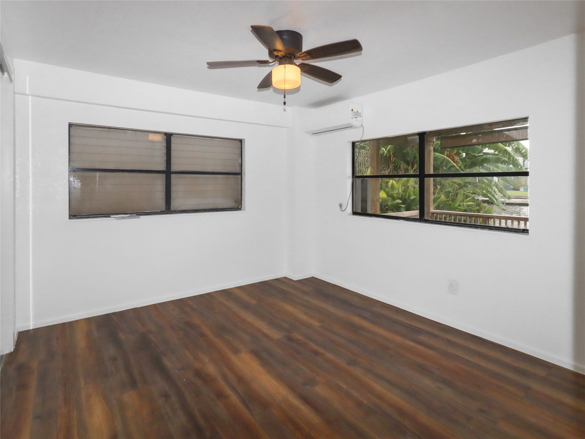 176 Barracuda Street, #B, Bayou Vista, TX 77563 176 Barracuda Street, #B, Bayou Vista, TX 77563