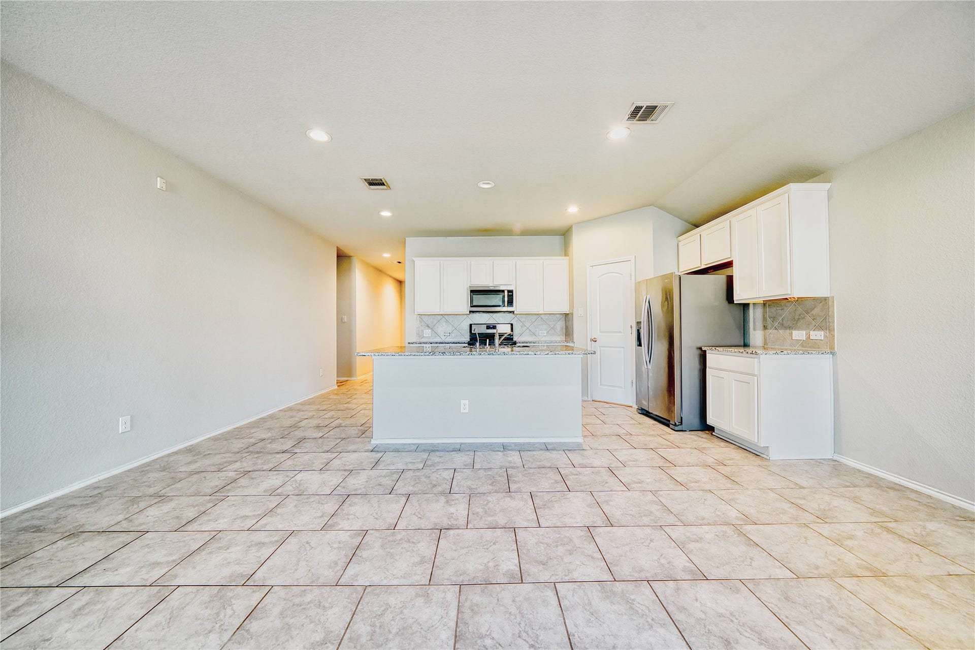 15226 Dinnet Berm Drive, Humble, TX 77346