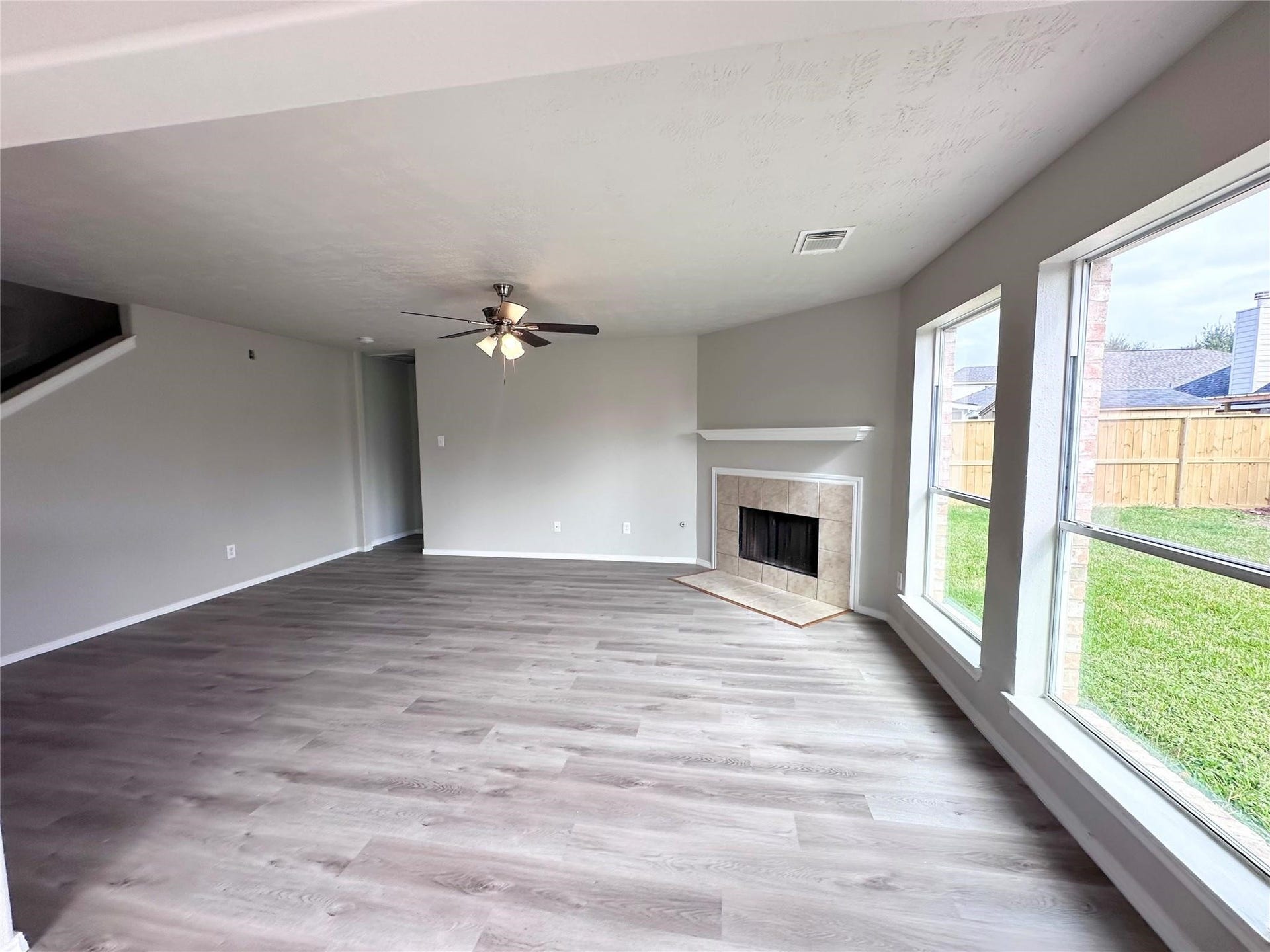 6927 Pheasant Oak Drive, Houston, TX 77083