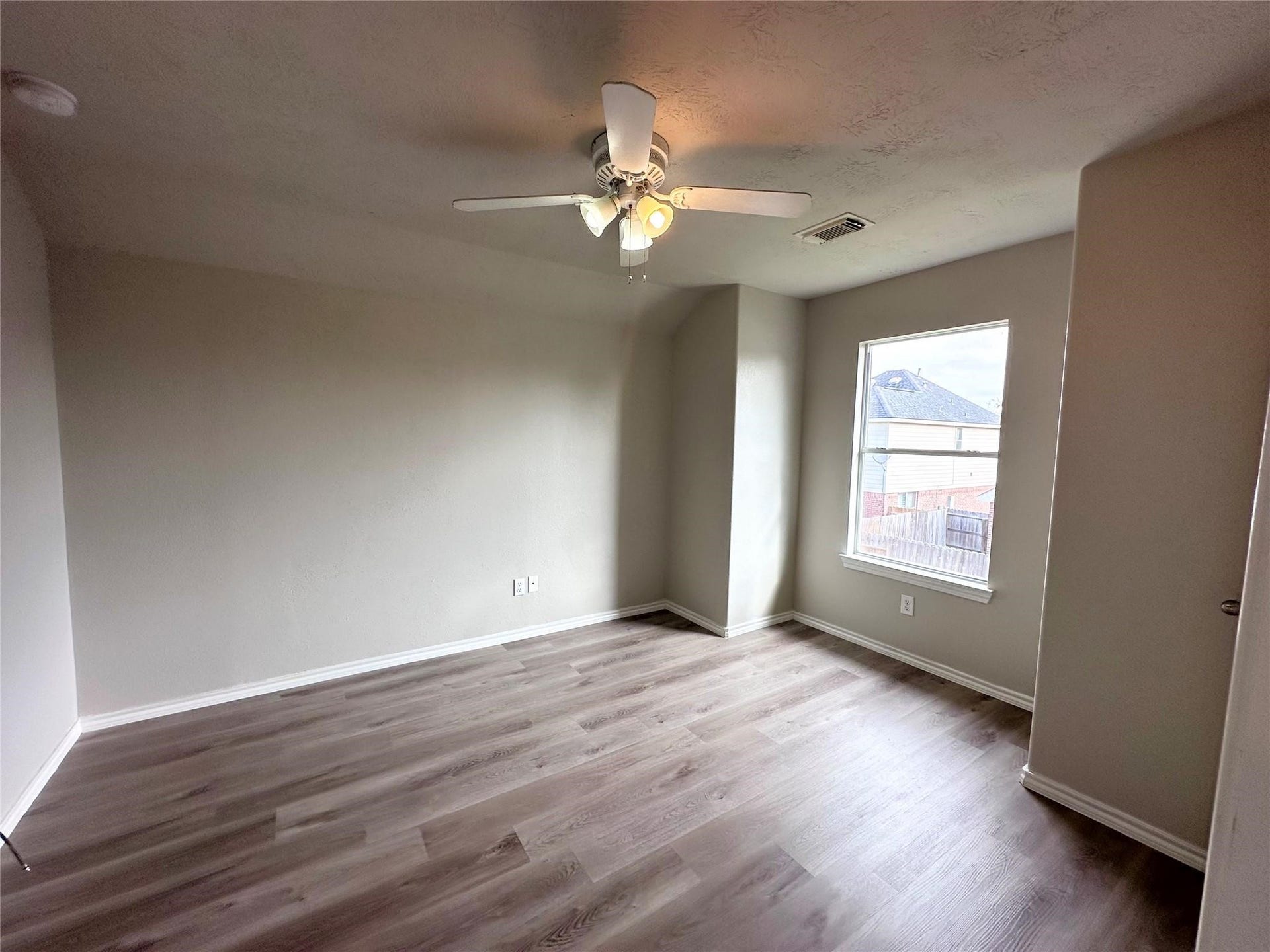 6927 Pheasant Oak Drive, Houston, TX 77083