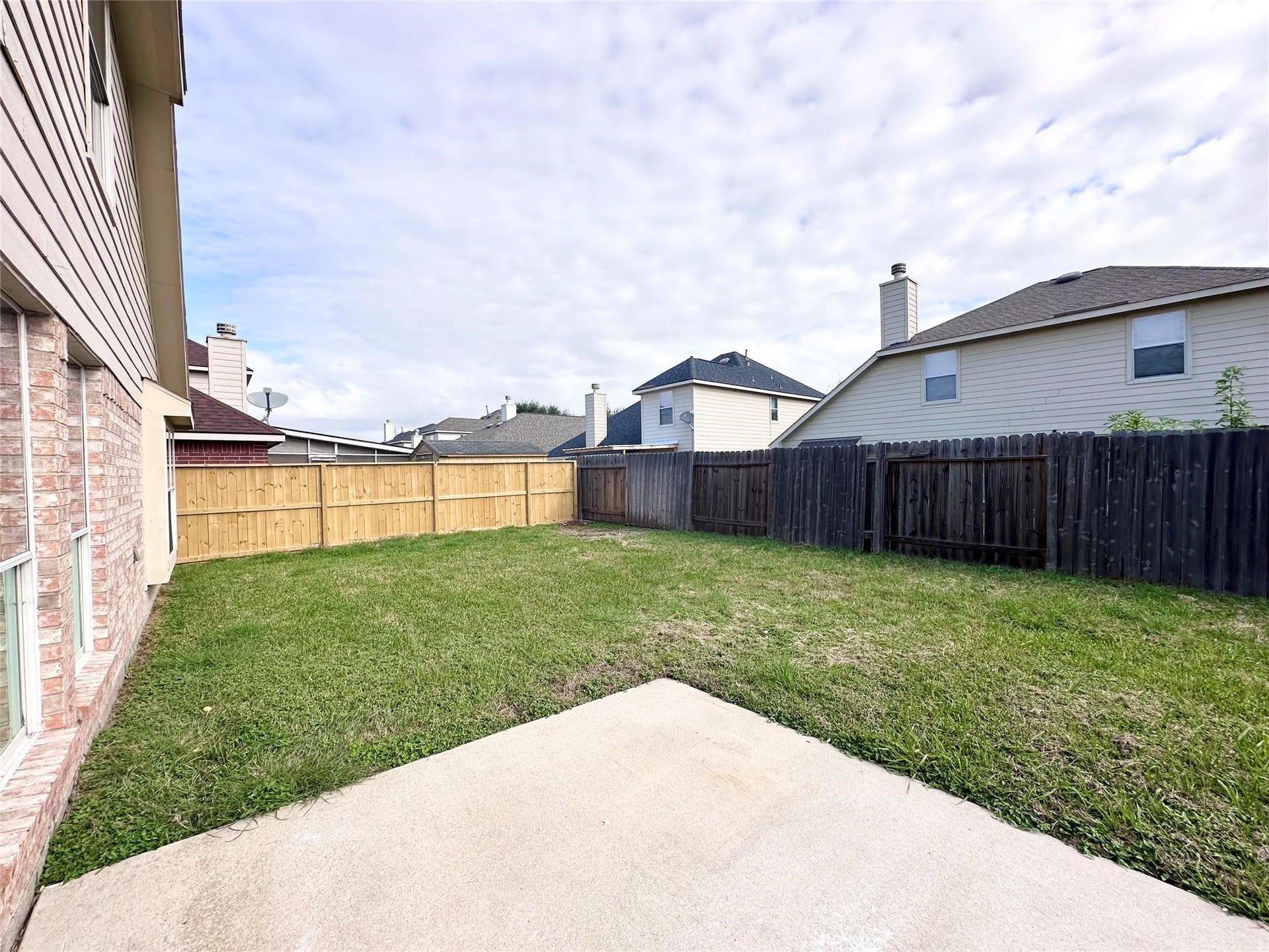 6927 Pheasant Oak Drive, Houston, TX 77083
