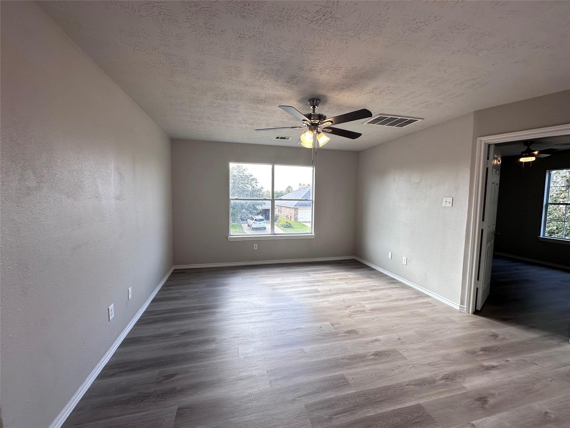 6927 Pheasant Oak Drive, Houston, TX 77083