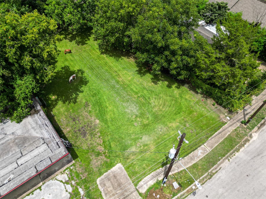 Property photo for 5507 Perkins Street, Houston, TX