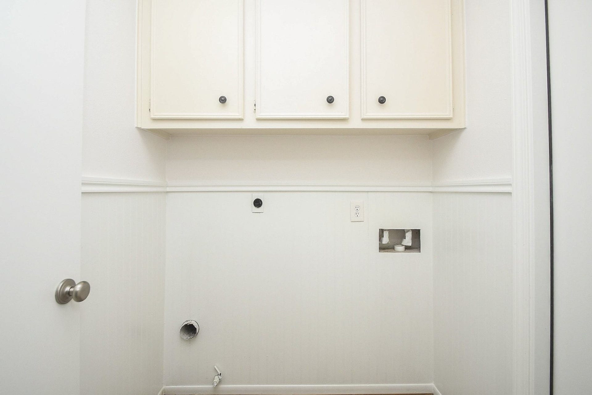 1011 Comstock Springs Drive, Katy, TX 77450 Laundry room is located in the house.