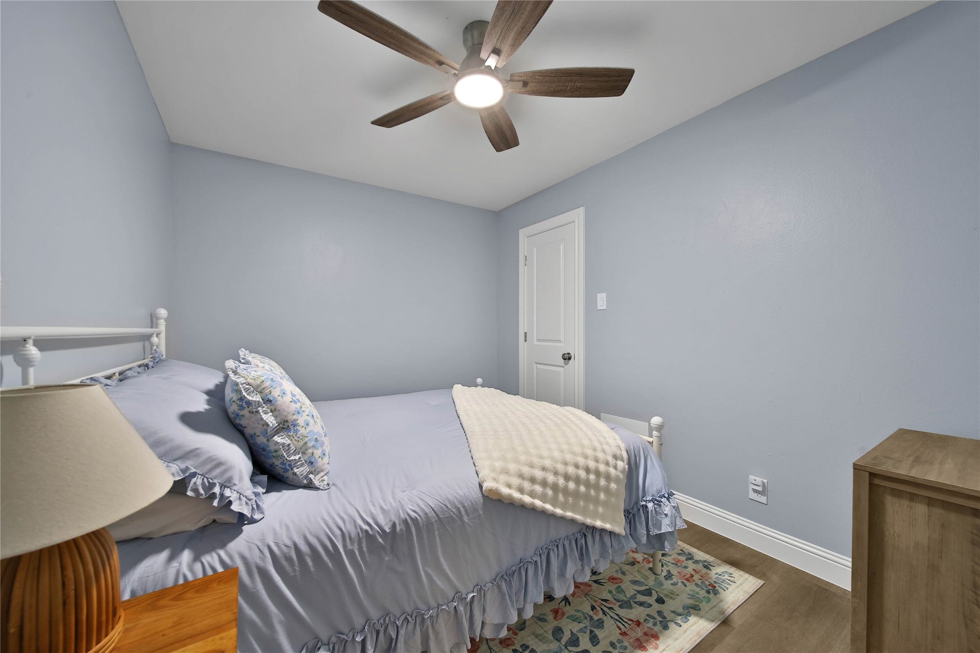 3700 83rd Street, #4, Galveston, TX 77554 3rd bedroom with queen size bed.