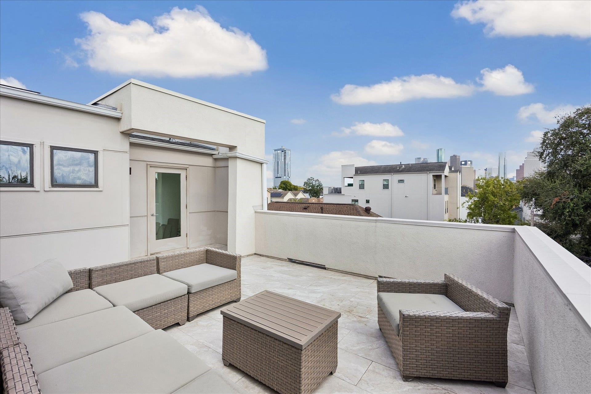 607 W Polk Street, #C, Houston, TX 77019 607 W Polk Street, #C, Houston, TX 77019