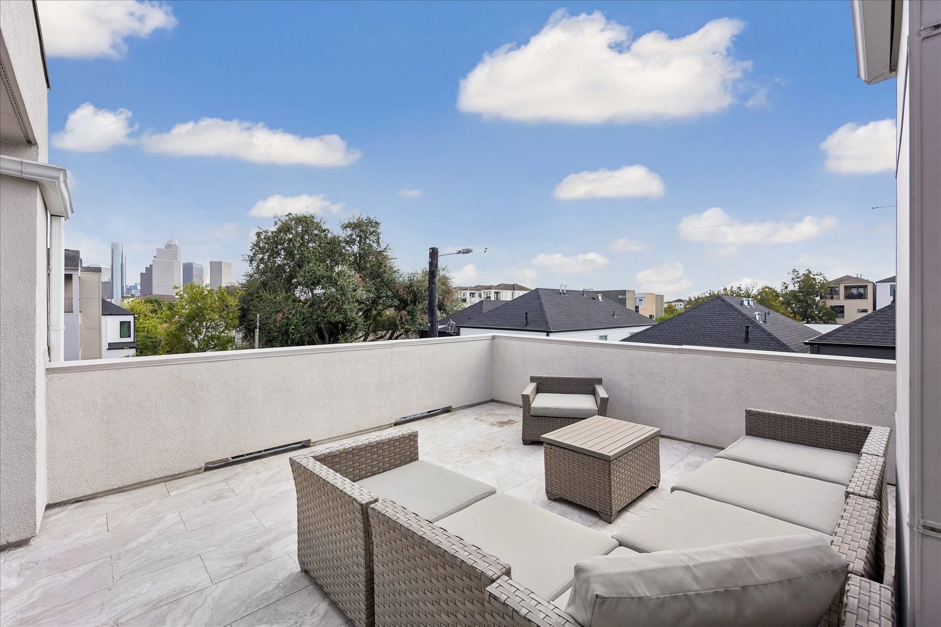 607 W Polk Street, #C, Houston, TX 77019 607 W Polk Street, #C, Houston, TX 77019
