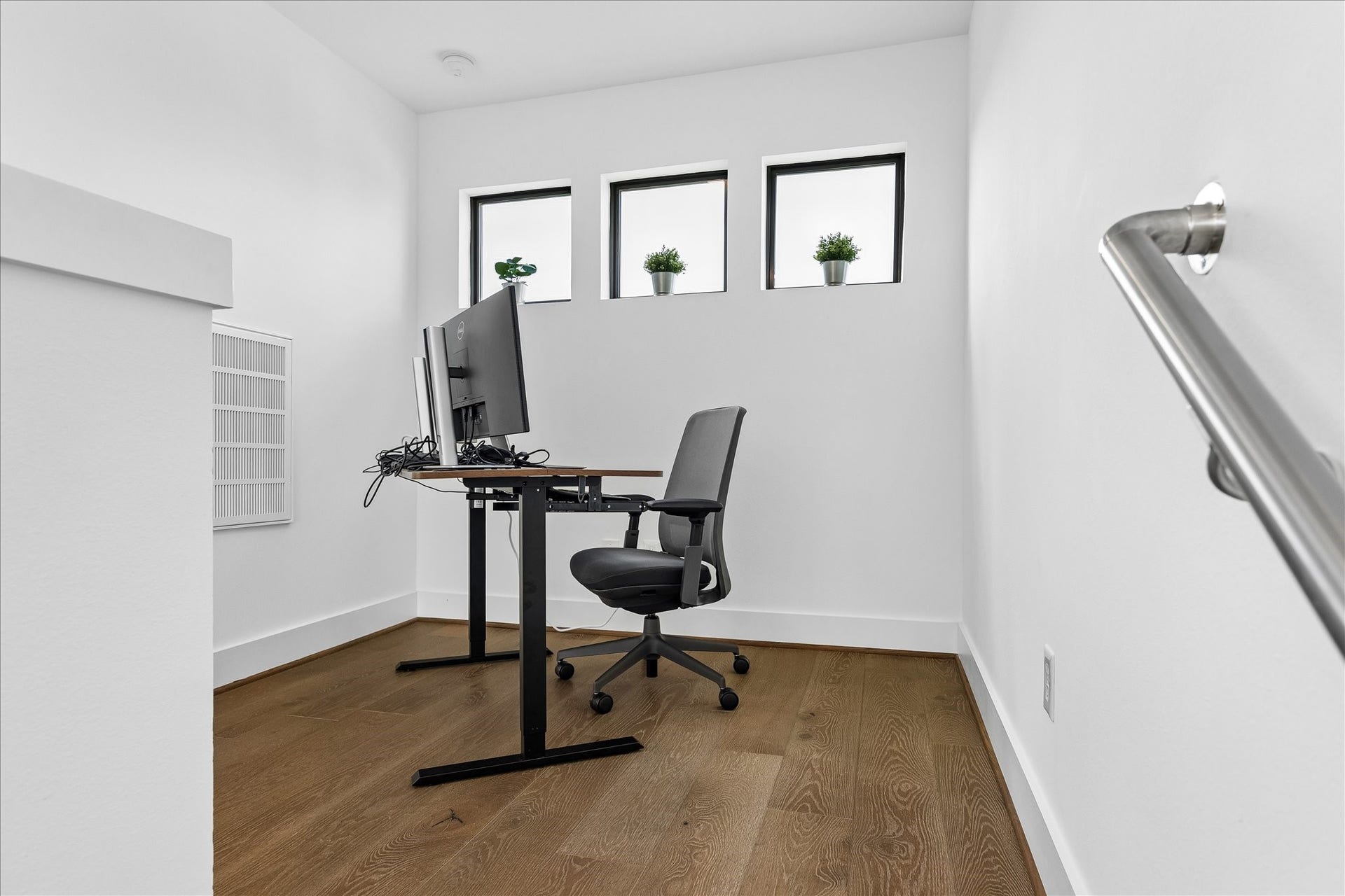 607 W Polk Street, #C, Houston, TX 77019 607 W Polk Street, #C, Houston, TX 77019