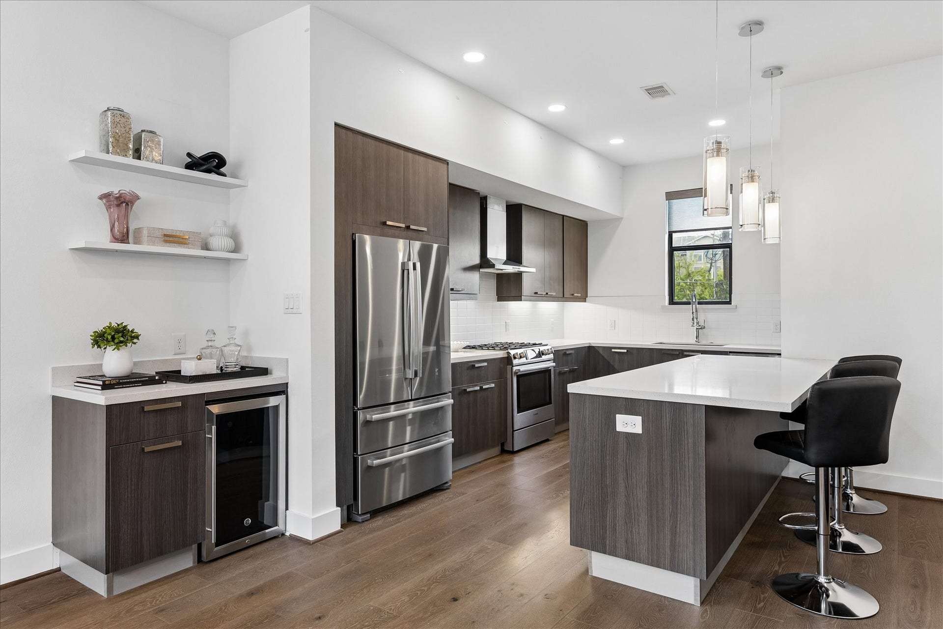 607 W Polk Street, #C, Houston, TX 77019 607 W Polk Street, #C, Houston, TX 77019