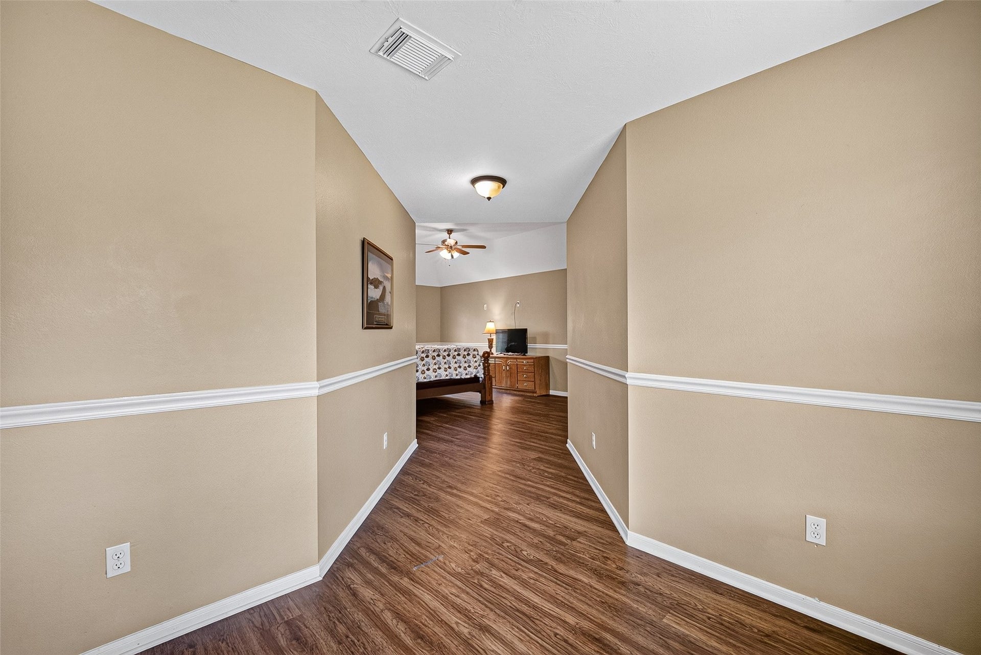 1512 Pine Grove Lane, Pearland, TX 77581 Primary Bedroom