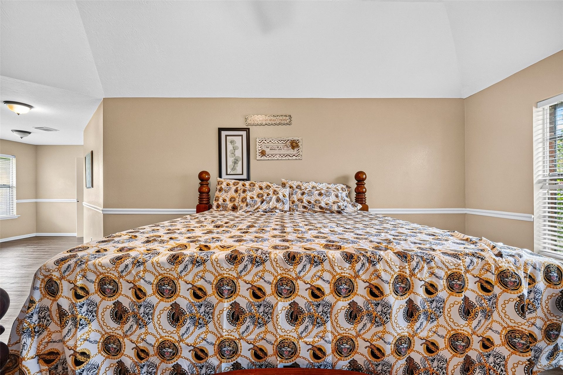 1512 Pine Grove Lane, Pearland, TX 77581 Primary Bedroom
