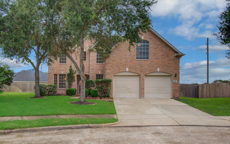Property photo for 4602 Schiller Park Lane, Sugar Land, TX