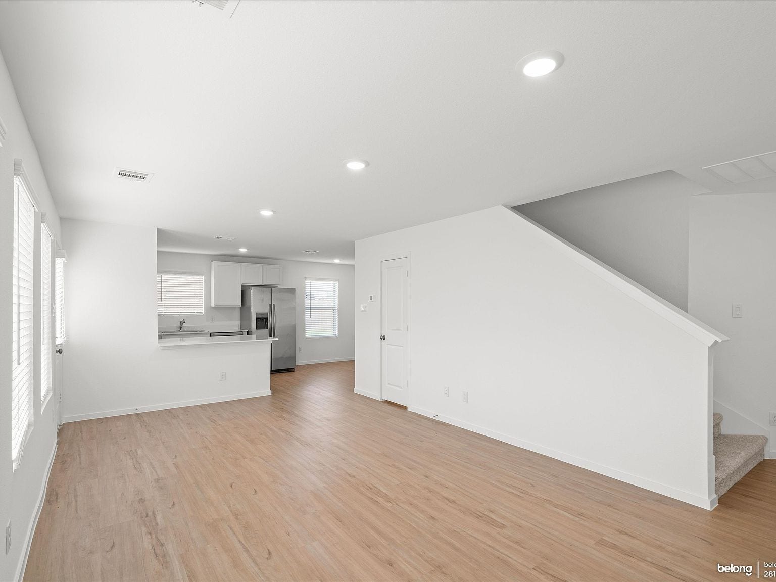 3167 Savannah Rose Drive, Angleton, TX 77515 3167 Savannah Rose Drive, Angleton, TX 77515