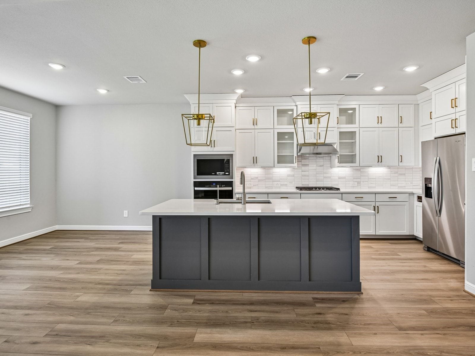 5225 Great Oaks Drive, Pearland, TX 77584 5225 Great Oaks Drive, Pearland, TX 77584