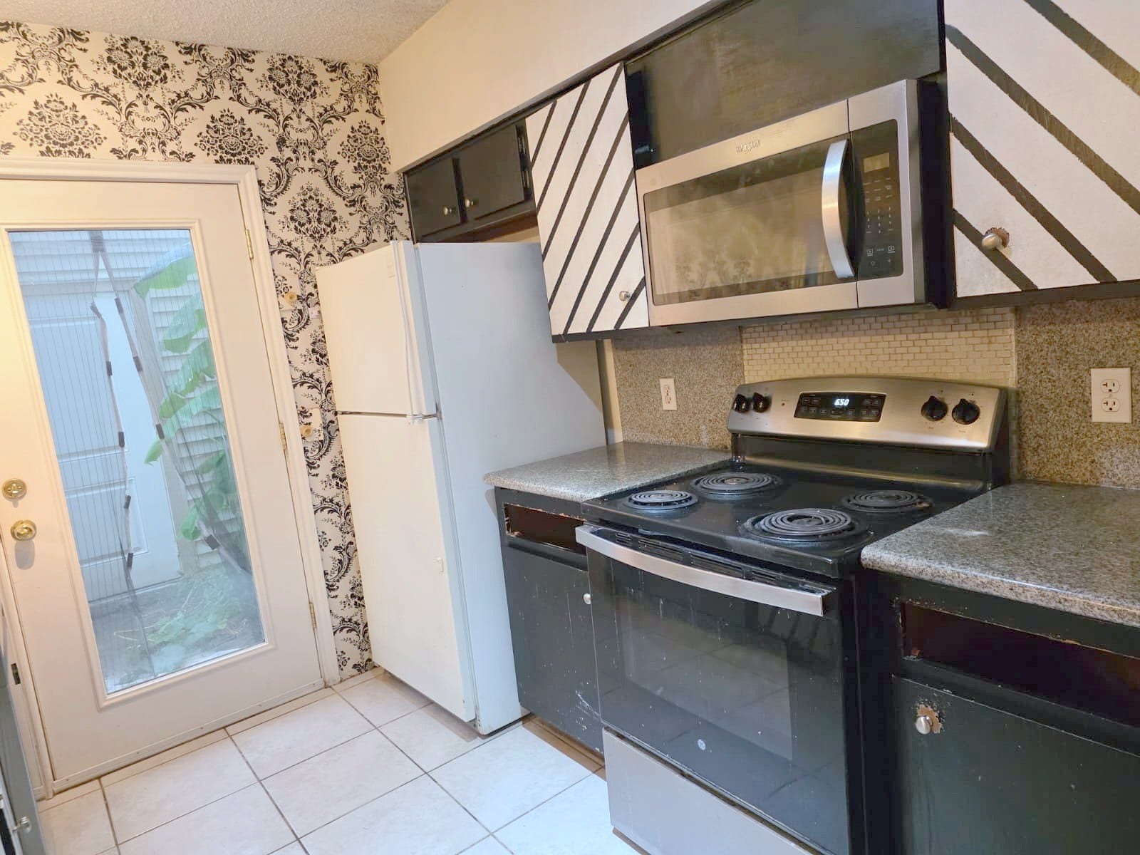 2060 Augusta Dr 3/7, Houston, TX 77057 2060 Augusta Dr 3/7, Houston, TX 77057