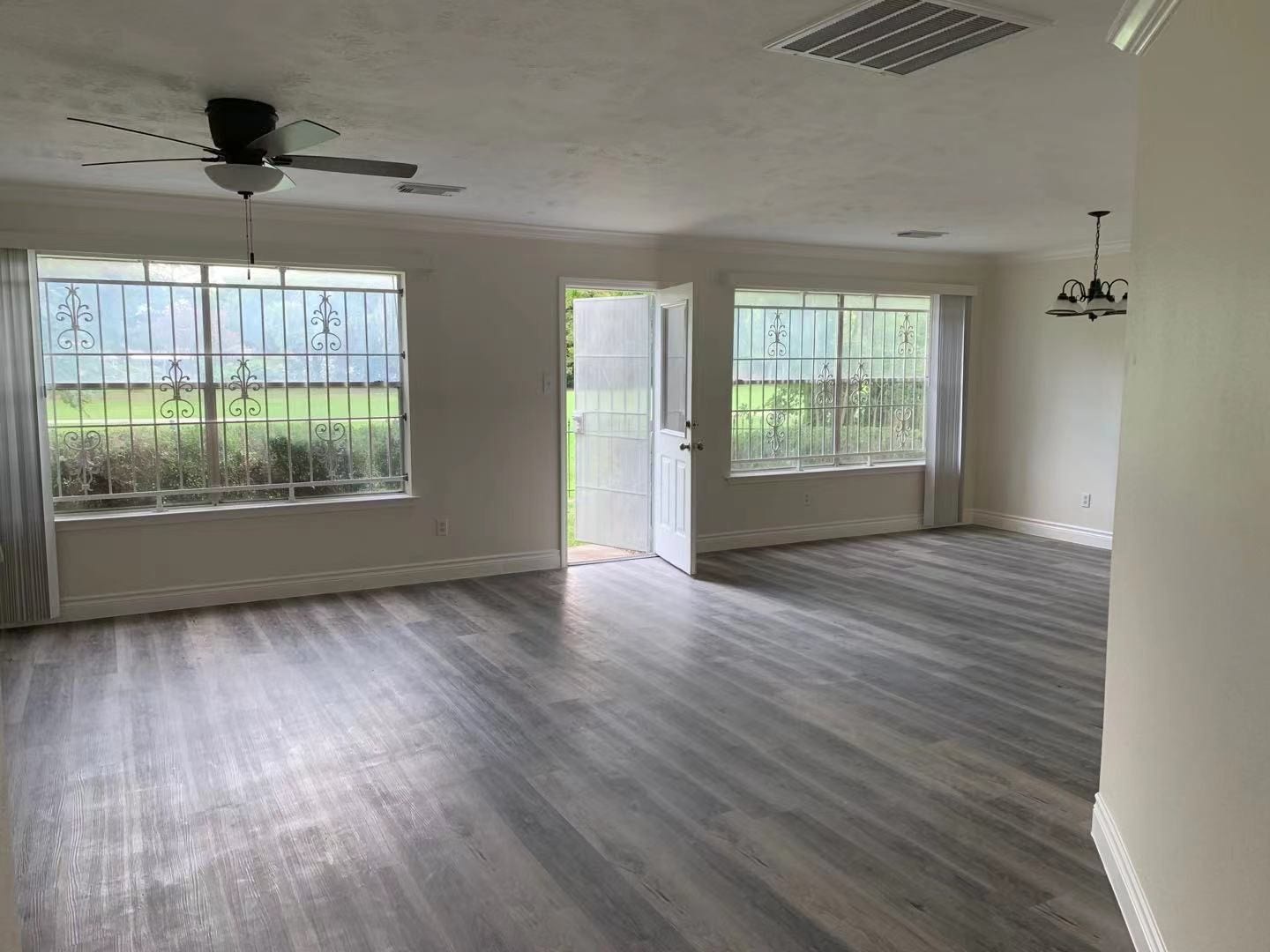 8030 Golf Green Circle, Houston, TX 77036 8030 Golf Green Circle, Houston, TX 77036