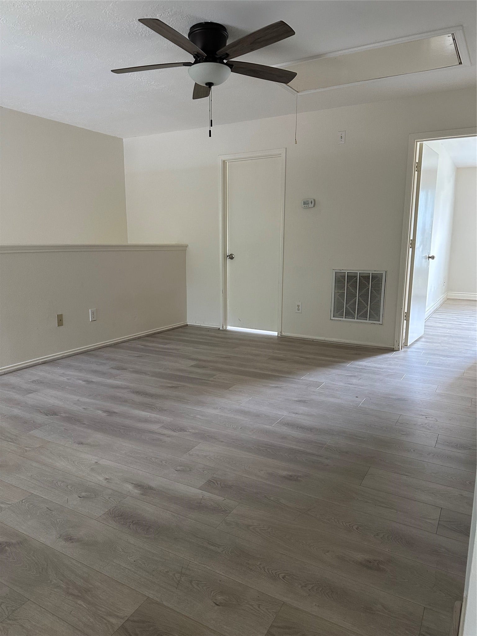 8030 Golf Green Circle, Houston, TX 77036 game room