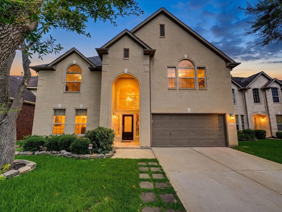 Property photo for 1114 Jasons Bend Drive, Sugar Land, TX
