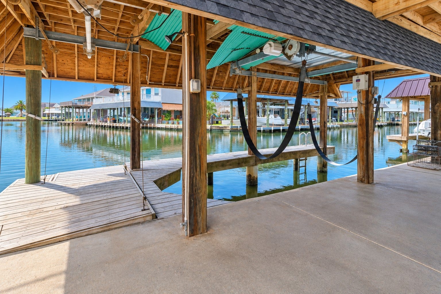 Electric boat lift and platform deck.
