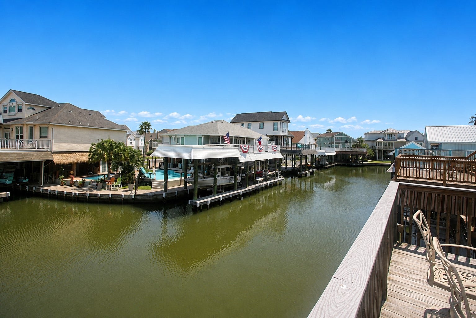 Property location allows for a second canal view.