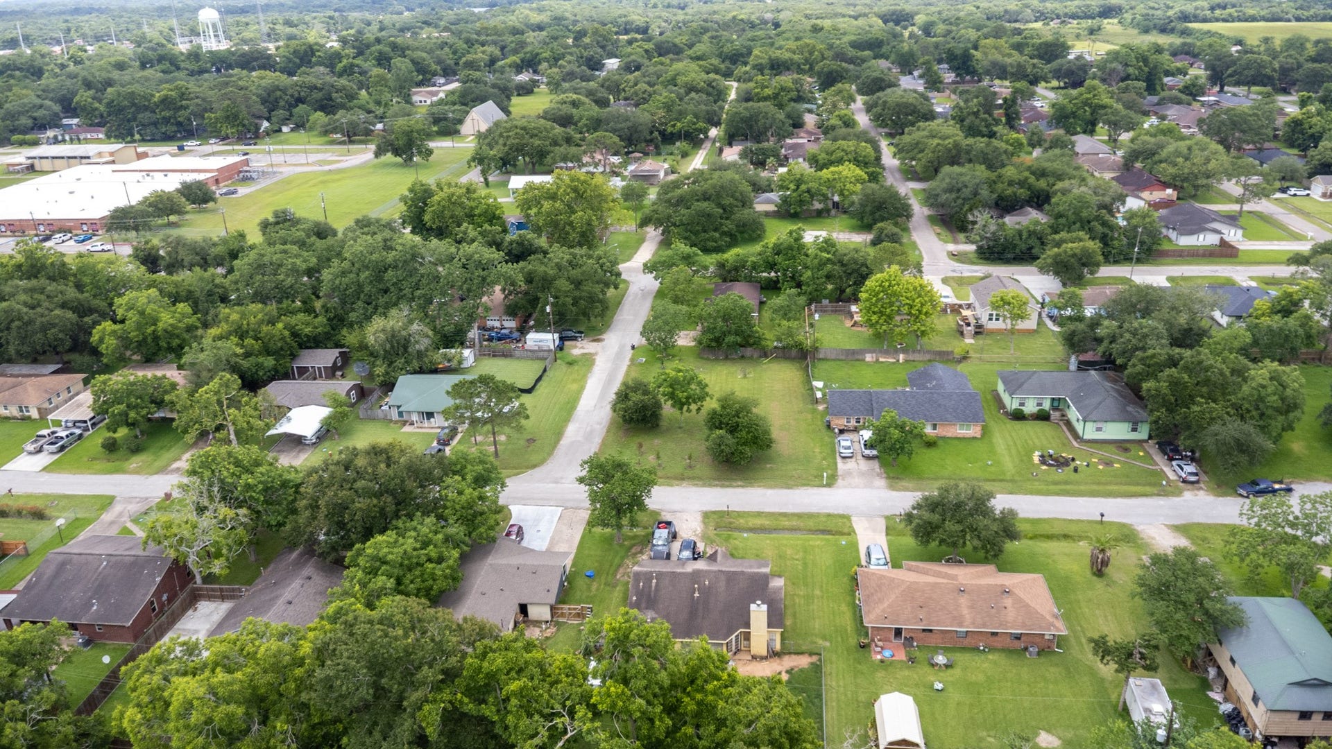 Lot 28 Smith Drive, Hitchcock, TX 77563 Lot 28 Smith Drive, Hitchcock, TX 77563