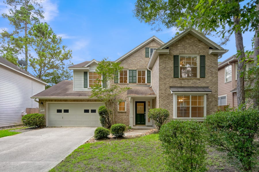 Property photo for 34 S Willow Point Circle, The Woodlands, TX