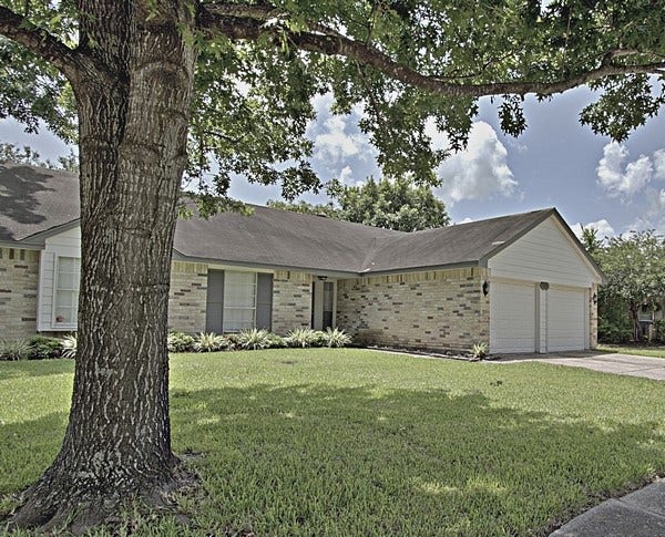Property photo for 5107 Rivertree Lane, Spring, TX