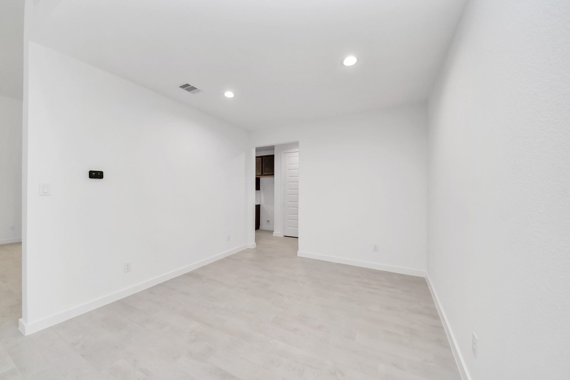 24515 Broad Park Ct, Spring, TX 77373 Make memories gathered around the table with your family and friends! This spacious dining room features elegant flooring, custom paint, and adjacent to family room and kitchen for open concept feel.