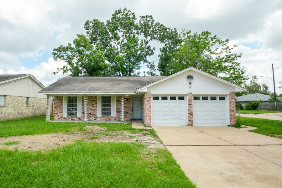 Property photo for 6002 Verdome Lane, Houston, TX