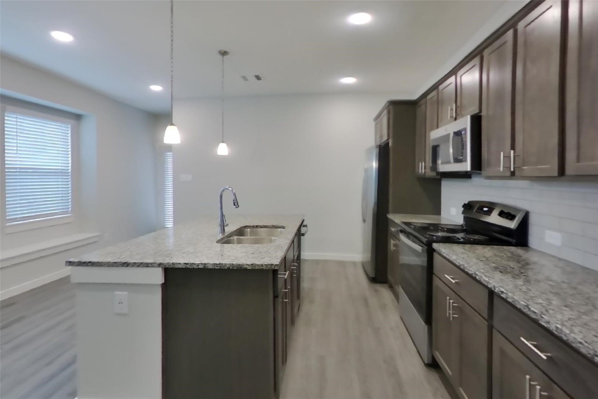 2334 Bailey Fields Lane, Richmond, TX 77469 2334 Bailey Fields Lane, Richmond, TX 77469