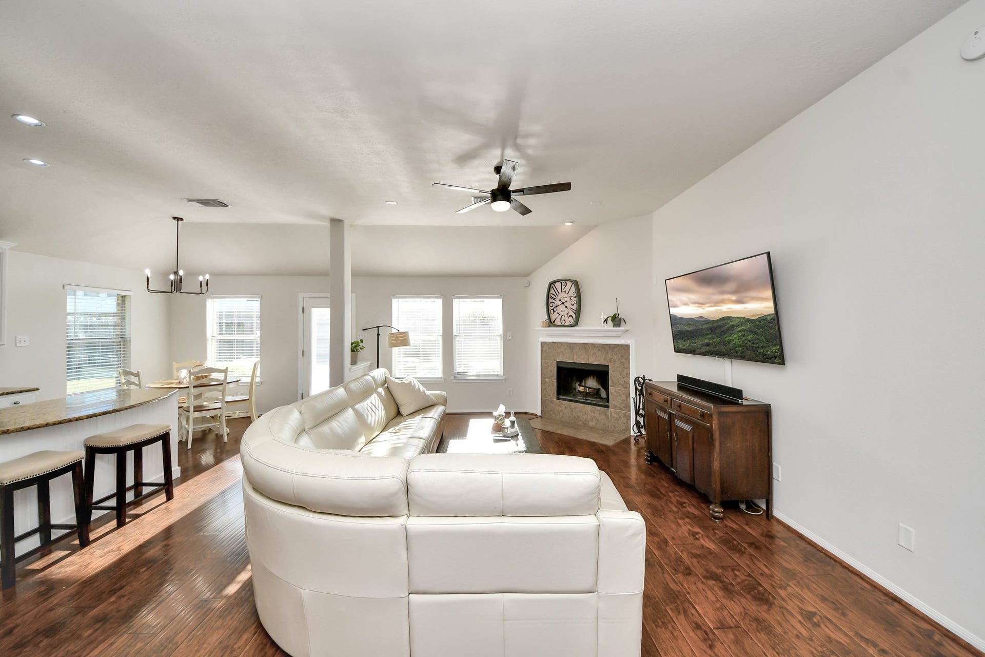 13008 Balsam Lake Court, Pearland, TX 77584 13008 Balsam Lake Court, Pearland, TX 77584