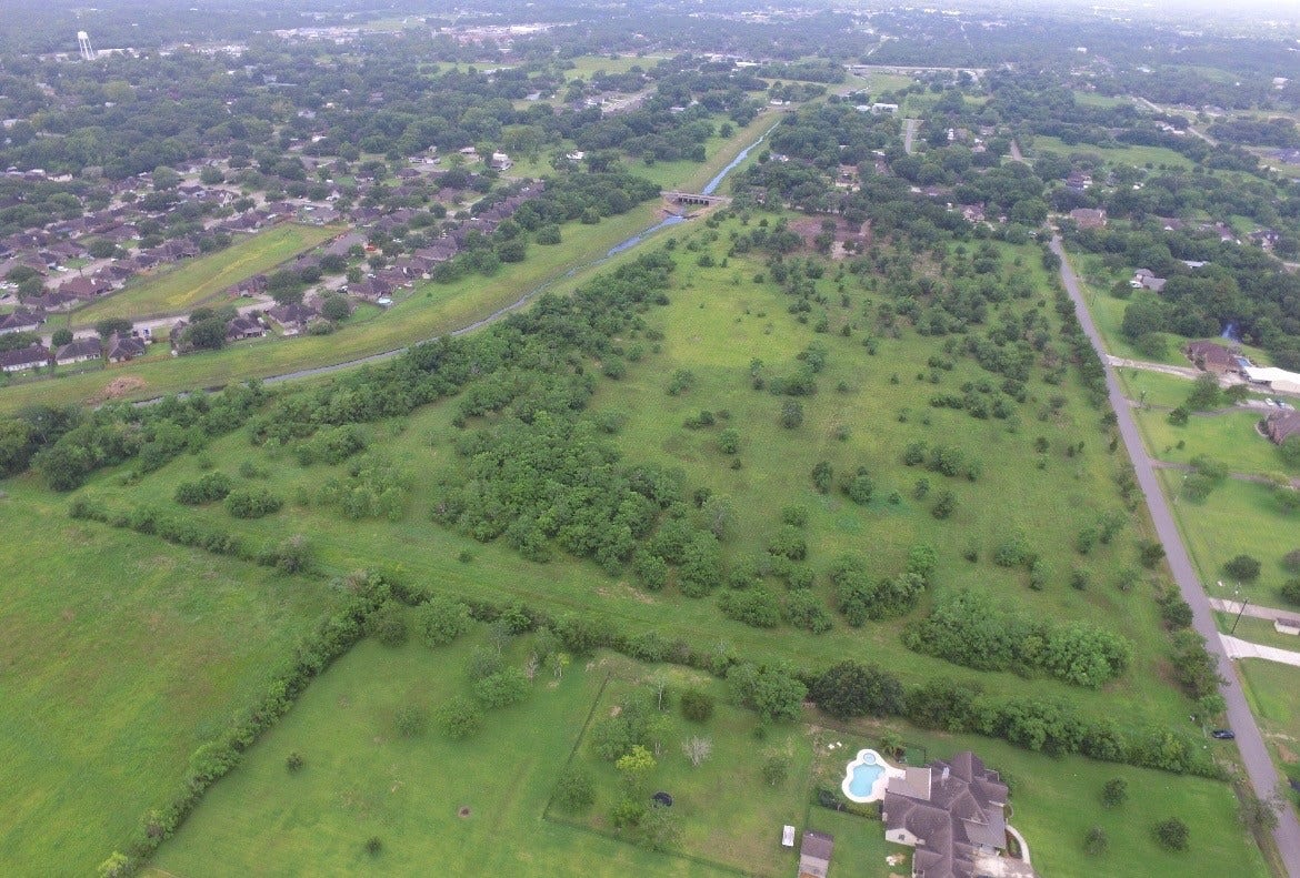 4109 AVENUE J, Santa Fe, TX 77510 4109 AVENUE J, Santa Fe, TX 77510