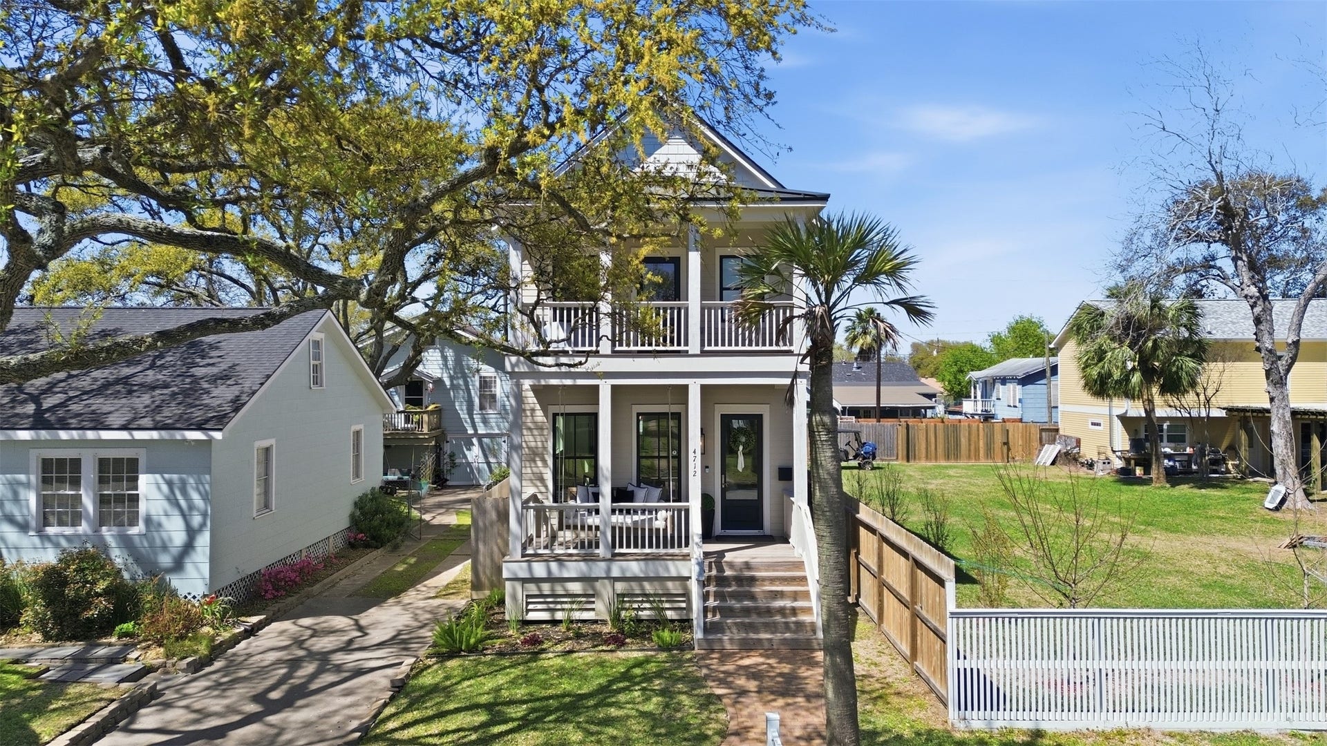 4712 Avenue Q, Galveston, TX 77551 4712 Avenue Q, Galveston, TX 77551